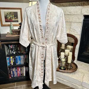 E by Eloise Crochet Boho Robe Sz M / L Ivory Lace Floral Sheer Romantic